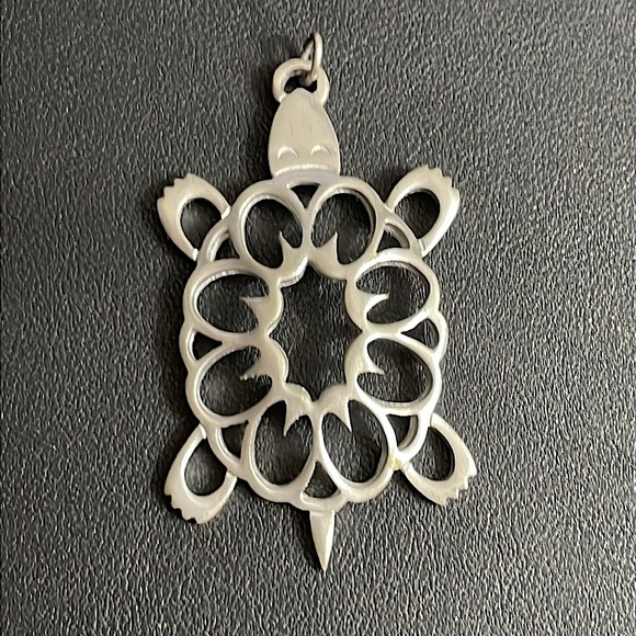 Large Pewter Turtle Pendant by Reed & Barton‎ - Picture 1 of 6